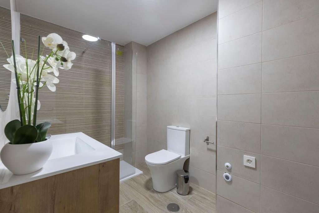 Ferienwohnung Neptuno Deluxe Granada Exterior foto